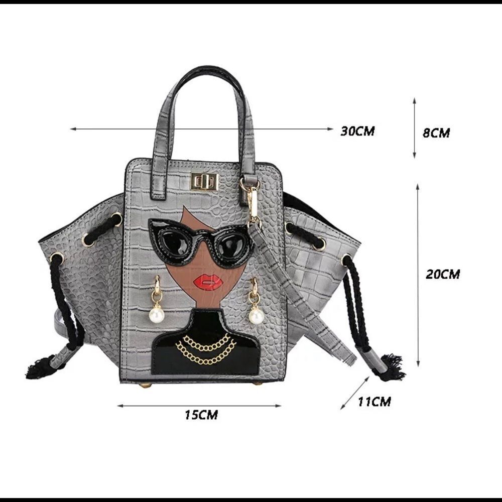 Lady In Grey Handbag - Picture 8 of 16